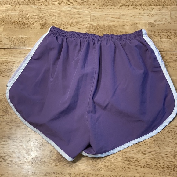 Nike running shorts - Picture 3 of 6